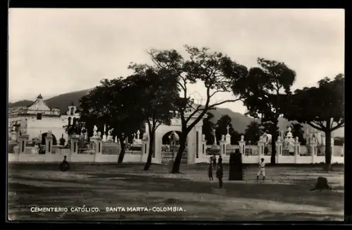 AK Santa Marta, Cementerio Católico