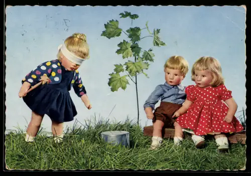 AK Käthe Kruse-Puppen spielen Topfschlagen