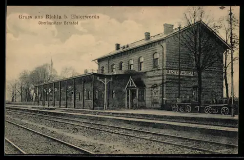 AK Biehla b. Elsterwerda, Oberlausitzer Bahnhof von der Gleisseite