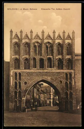 AK Malchin i. d. Meckl. Schweiz, Kalensches Tor, äussere Ansicht