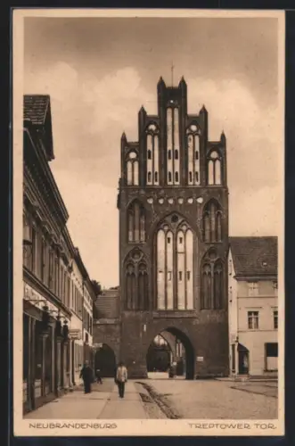 AK Neubrandenburg, Treptower Tor