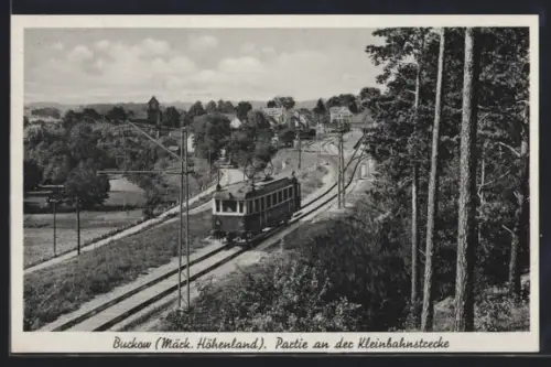 AK Buckow /Märk. Höhenland, Partie an der Kleinbahnstrecke