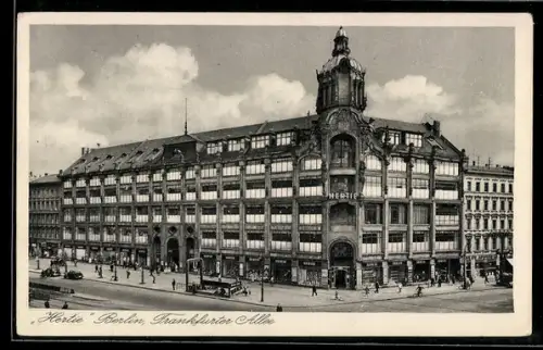 AK Berlin-Friedrichshain, Kaufhaus Hertie in der Frankfurter Allee