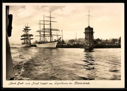 AK Segelschulschiffe Gorch Fock und  am Signalturm der Blücherbrücke in Kiel