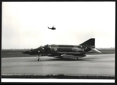 Fotografie Flugzeug Douglas F-4 Phantom der Luftwaffe, Kennung 35-87