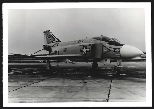 Fotografie Flugzeug Douglas F-4 Phantom Grim Reapers US-Navy 3059, Naval Air Station Key West, Florida
