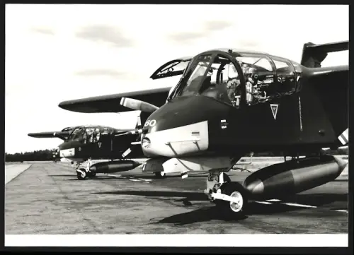 Fotografie Flugzeug North American Rockwell OV-10 Bronco, Erprobung für die Luftwaffe in Lübeck-Blankenese