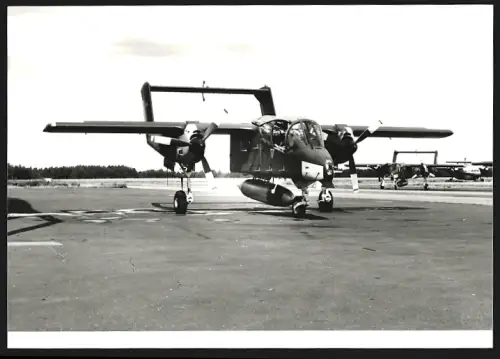Fotografie Flugahfen Lübeck-Blankenese, Flugzeug North American Rockwell OV-10 Bronco in der Erprobung für die Luftwaffe