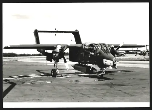 Fotografie Flughafen Lübeck-Blankenese, Flugzeug North American Rockwell OV-10 Bronco in der Erprobung für die Luftwaffe