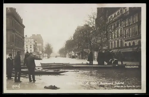 AK Paris, Boulevard Diderot, Inondation 1910