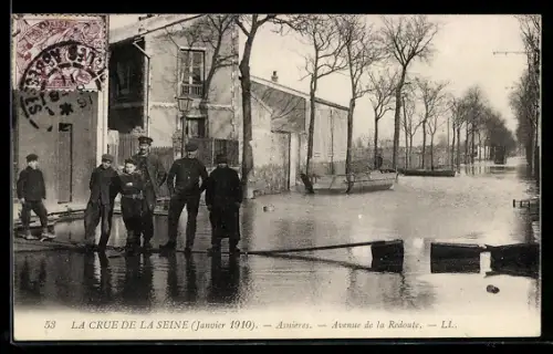 AK Asnières, La Grande Crue de la Seine 1910, Avenue de la Redoute, Hochwasser