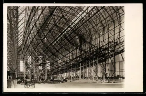 AK Luftschiff Zeppelin 129 in Bau