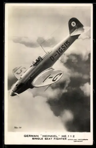 AK Kampfflugzeug Heinkel He 112 der Luftwaffe im Sturzflug, 