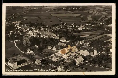 AK Wilhelmsdorf /Württemberg, Teilansicht, Fliegeraufnahme