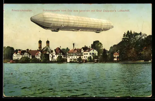 AK Friedrichshafen, Schlosspartie vom See aus gesehen mit Zeppelin`s Luftschiff