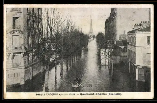 AK Paris, inondations de janvier 1910, rue Saint-Charles, Boot bei Hochwasser, Eiffel-Turm