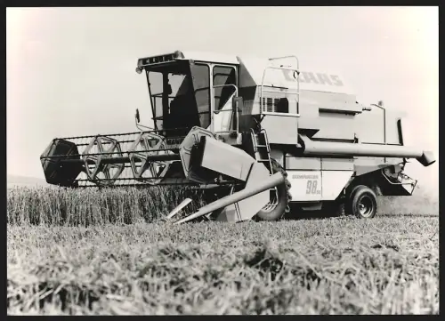 Fotografie Mähdrescher Dominator 98 SL der Firma Claas