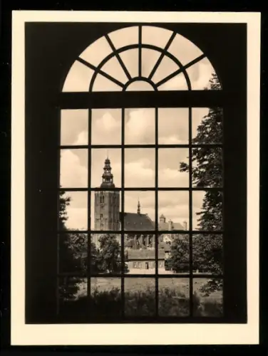 Fotografie Josef Hildebrandt, Ansicht Heilsberg / Ostpreussen, Hohes Tor, Heldendenkmal, Husarendenkmal Kath. Pfarrkirche