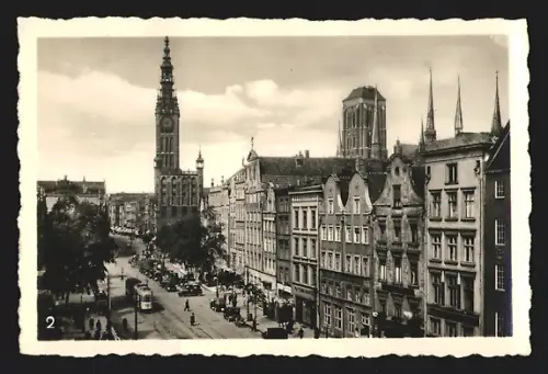 10 Fotografien Ansicht Danzig, Strassenbahn auf Langermarkt, Frauengasse, Brodtbänkergasse, Artushof, an der Mottlau