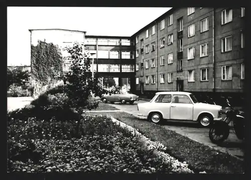 31 Fotografien Ansicht Berlin-Köpenick, Wohngebiet Otto-Krüger-Zeile 1967-1971, Trabant, Innenansicht einer Wohnung