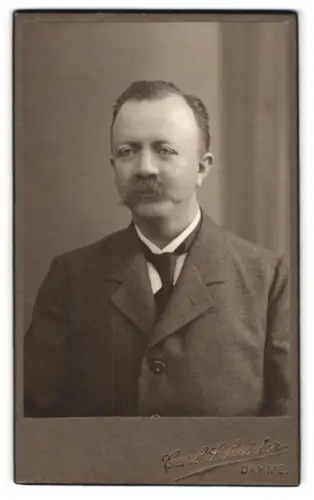 Fotografie Carl Schröder, Dahme, Luckauer Strasse 19, Porträt des Herrn Max Wald
