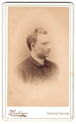 Fotografie Zeibig, Dresden-Striesen, Strasse J, Porträt eines Mannes im Profil, 1889