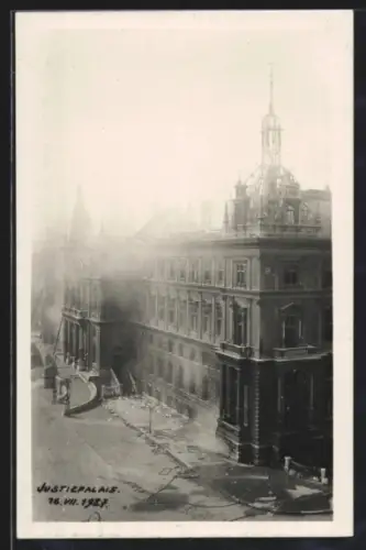 AK Wien, Der Justizpalast nach dem Brand vom 15. VII. 1927