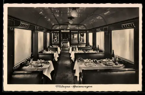 AK Deutsche Reichsbahn, Mitropa-Speisewagen Innenansicht
