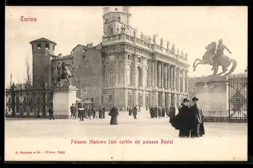 AK Torino, Palazzo Madama (dal cortile del palazzo Reale)