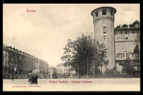AK Torino, Piazza Castello, Palazzo Madama con tram sullo sfondo