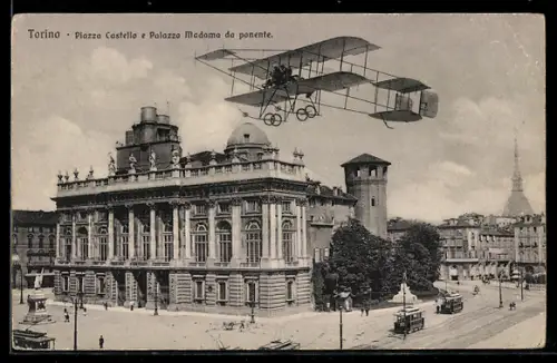 AK Torino, Piazza Castello e Palazzo Madama da ponente, con aereo e tram
