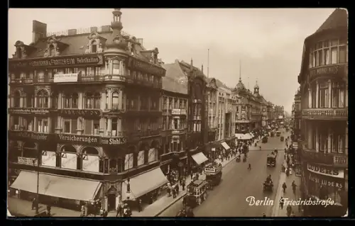 AK Berlin, Friedrichstrasse, Strassenszene mit Strassenverkehr