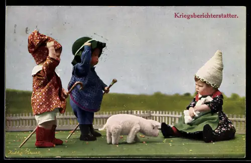 AK Käthe Kruse-Puppen mit einem Schwein