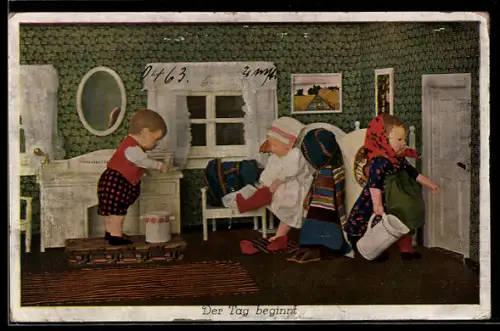 AK Käthe Kruse-Puppen bei der Morgentoilette