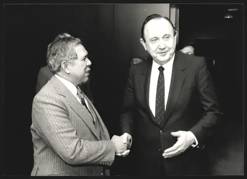 Fotografie Bundesaussenminister Hans-Dietrich Genscher im Porträt
