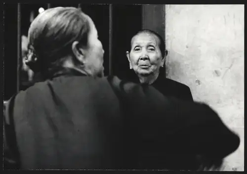 Fotografie Hermann Engel, Köln-Klettenberg, Weisshausstr. 36, Malaysia, Zwei ältere Damen, Grossformat 17 x 25cm