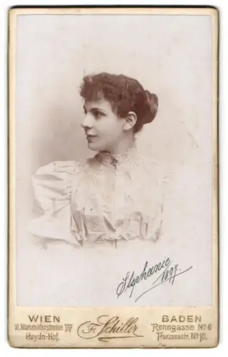 Fotografie Friedrich Schiller, Wien, Mariahilferstrasse 107, Frau Köckheis im Porträt