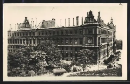 AK Wien, Justizpalast nach dem Brand