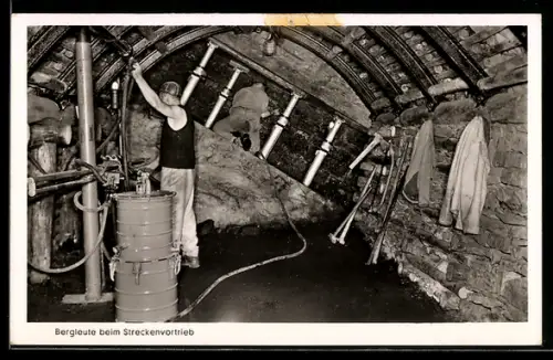 AK Bergleute im Streckenvortrieb, Bergbau
