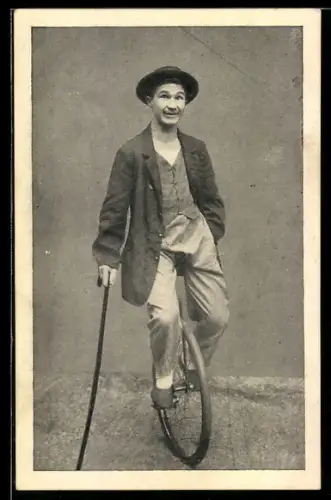 AK Akrobat auf Einrad fahrend