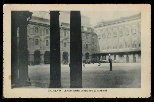 AK Torino, Accademia Militare, interno