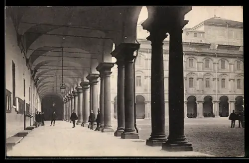 AK Torino, Porticato interno della R. Accademia militare