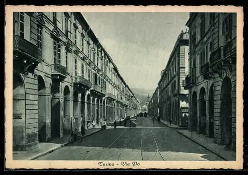 AK Torino, Via Po con edifici storici e tram