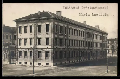 AK Torino, Istituto Professionale Maria Laetitia