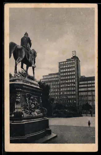 AK Hamburg, Verwaltungsgebäude Deutscher Ring mit Denkmal