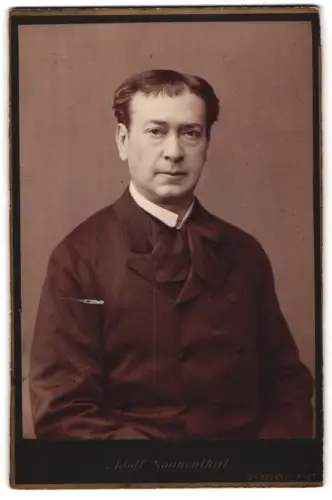 Fotografie Dr. Szekely, Wien, österr.-ungarischer Schauspieler Adolf von Sonnenthal im Anzug