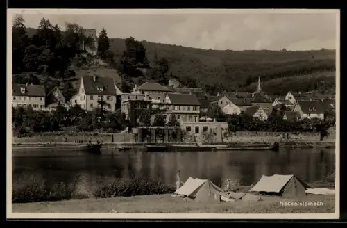 AK Neckarsteinach, Blick auf Stadt, Neckar, Burgruine und Zeltlager