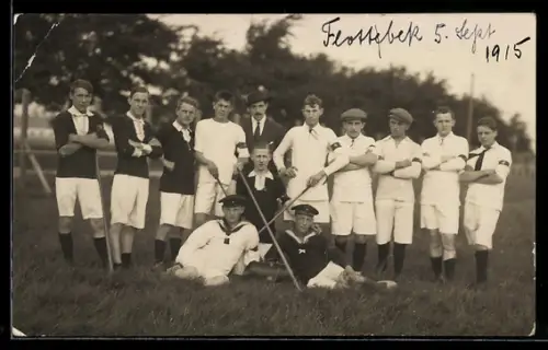 Foto-AK Mannschaftsbild eines Fussball-Teams