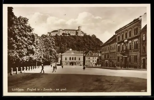 AK Ljubljana, Pogled iz Zvezde na grad