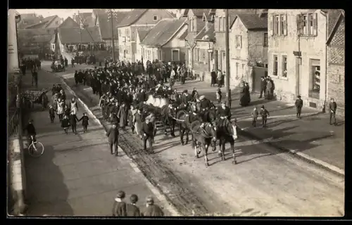 Foto-AK Bischofsheim /Mainz, Parade zur Glockenweihe